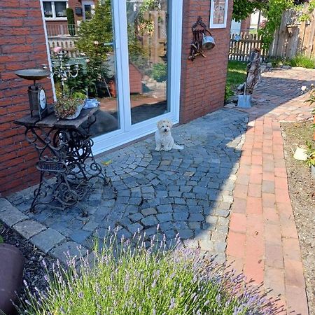Lotta'S Ferienhaeuschen Daire Emden Dış mekan fotoğraf